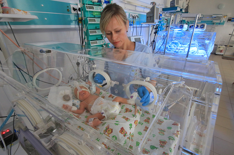 Кувезы в отделении анастезиологии и интенсивной терапии новорожденных в республиканской детской клинической больнице