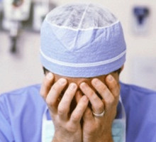 Новосибирские хирурги установили пациентке два искусственных сердца