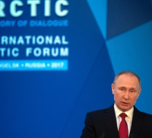 Фельдмаршал привёз Путину ключ от Африки