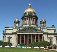 Переход на русский язык в богослужении приведёт к церковному расколу