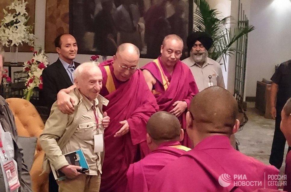 Далай-лама и российские учёные объединяют усилия в поиске счастья для всех