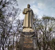 Киев: передышка в войне с памятниками