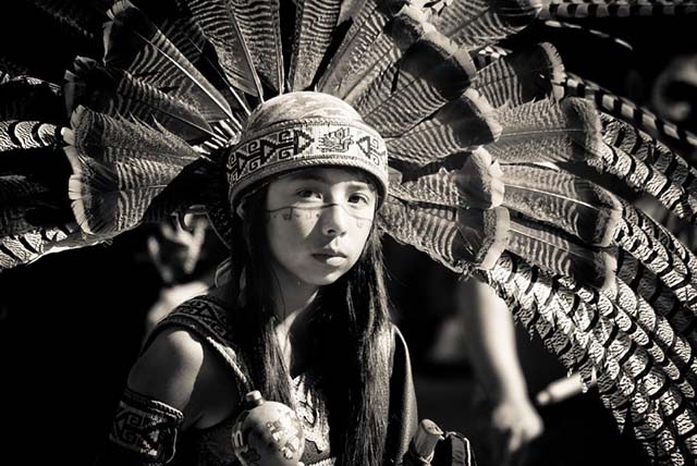 Девочки у разных коренных народов Америки традиционно участвовали в большом количестве обрядов.