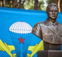Генерал США: дадим украинцам оружие, чтобы погибло больше русских