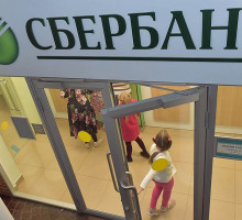 Иностранные кредиторы говорят о приостановке финансирования проектов на Украине