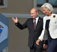 Невозможно укрепить власть Кремля, если финансовая политика определяется МВФ