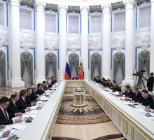 «Мания величия»: в Москве ответили на заявление главы МВД США о возможности морской блокады России