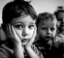 Росстат и Минтруд признали массовую детскую нищету в России