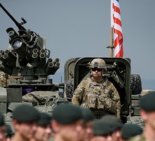 Столтенберг: НАТО ответит на действия России усилением коллективной безопасности