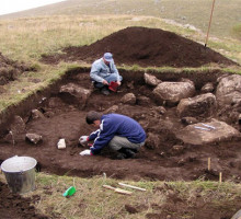 Датские археологи обнаружили 2000 таинственных золотых спиралей