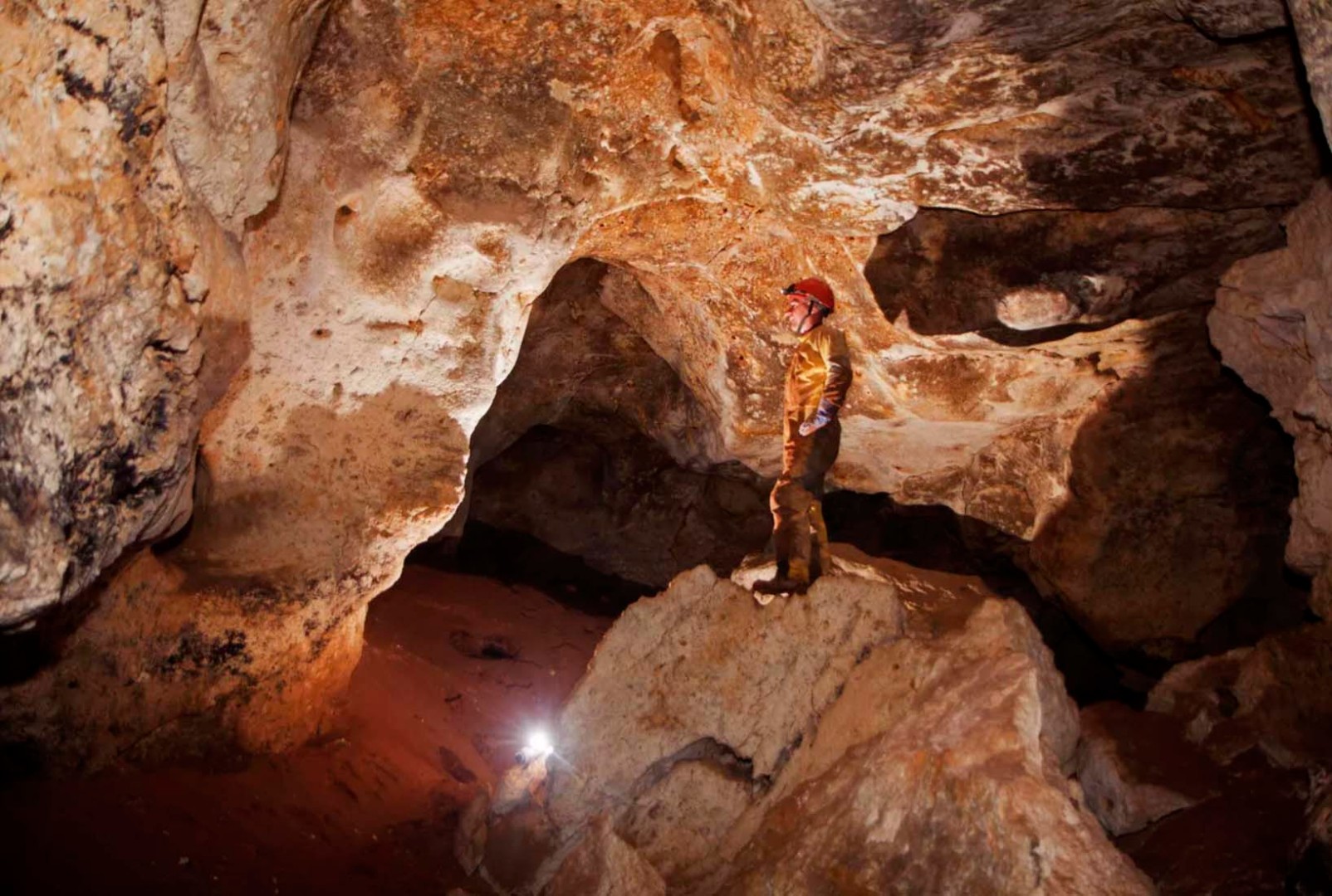 Таврида (пещера) пещеры России