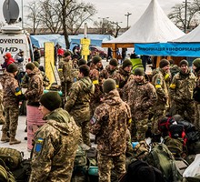 Восток Украины замер на грани возобновления боёв