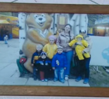У супругов из Екатеринбурга отобрали пятерых детей из-за гибели сына