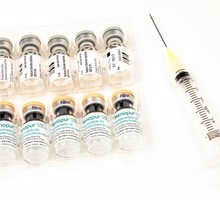 Укол бесплодия": Каких прививок стоит опасаться?