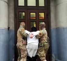 ФСБ задержала спонсоров терроризма в 22 регионах РФ