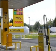Неужели крепкий рубль нам дороже дешёвого бензина