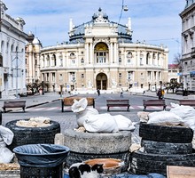 Камчатские спасатели украсили вершину Авачинской сопки 30-метровой георгиевской лентой [ВИДЕО]