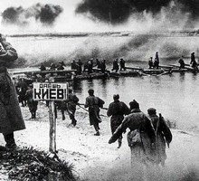 13 ноября 1943 года завершилась Киевская наступательная операция