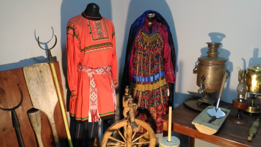 Традиционная одежда староверов Забайкалья и Алтая в Музее истории старообрядчества Сибири