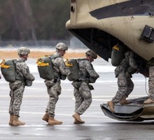 Запад отрабатывает в Кишиневе украинский сценарий