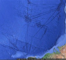 Подо льдами Антарктиды обнаружена сеть тоннелей