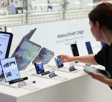 Чиновникам кажется, что работа у них опасная, а платят недостаточно