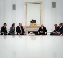 Переводчица 12 раз схитрила против Путина. Случайность?