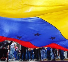 100 лет БНР? Что за праздник и для кого?