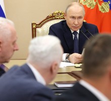 Совещание о мерах поддержки пострадавших и ходе расследования теракта в Старобельске
