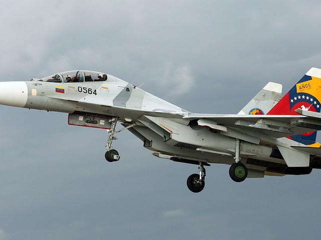 Вместе с президентом Мадуро Вашингтону достались Су-30МК2В