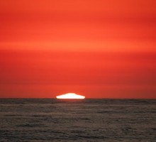 НЛО атакуют США и уходят под воду